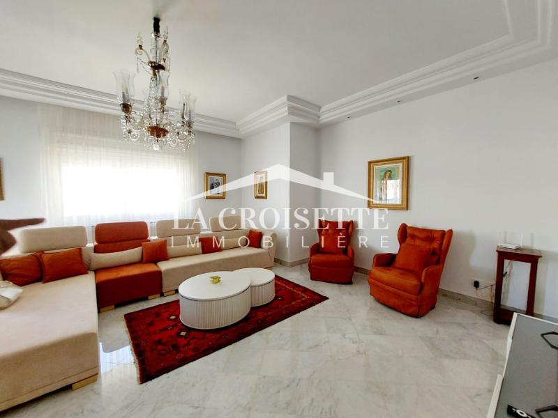 Appartement S+3 meublé à La Marsa